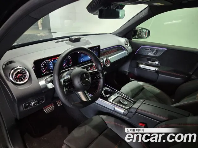 Mercedes-Benz GLB-Class 2025 — фото 17