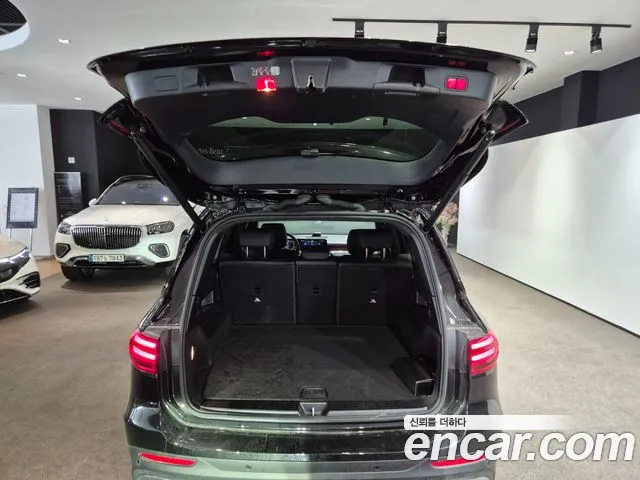 Mercedes-Benz GLB-Class 2025 — фото 19