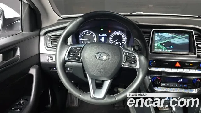Hyundai Sonata 2019 — фото 19