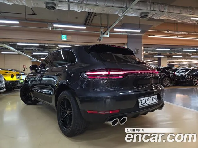 Porsche Macan 2019 — фото 3