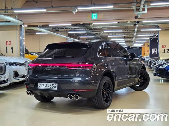 Porsche Macan 2019 — фото 14