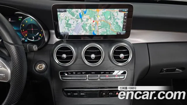Mercedes-Benz C-Class 2021 — фото 14
