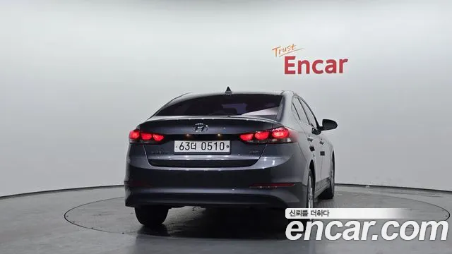 Hyundai AVANTE 2017 — фото 4