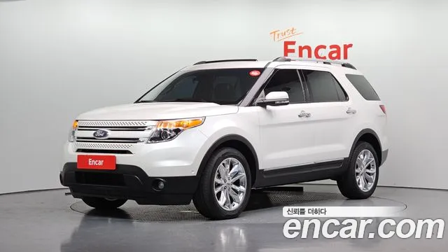Ford Explorer 2015 — фото 1