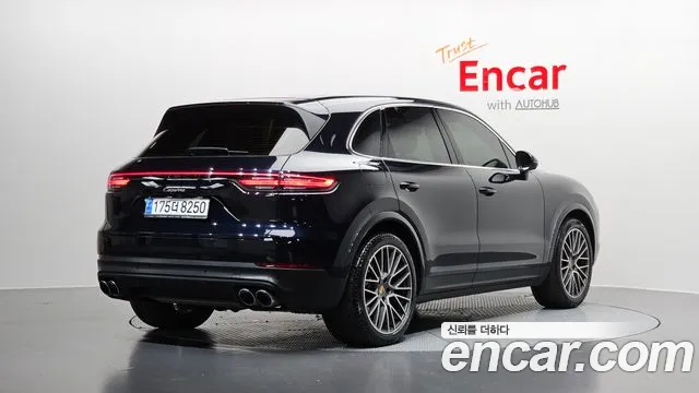 Porsche Cayenne 2020 — фото 2