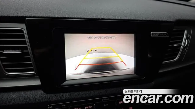 Kia Niro 2017 — фото 15