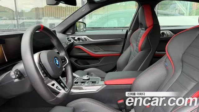 BMW i4 2025 — фото 12