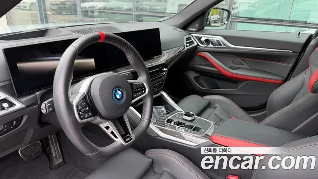 BMW i4 2025 — фото 13
