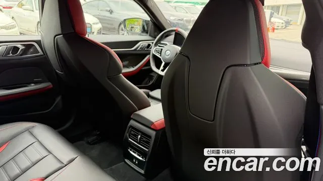 BMW i4 2025 — фото 14