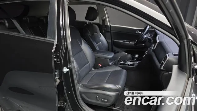 Kia Sportage 2019 — фото 12