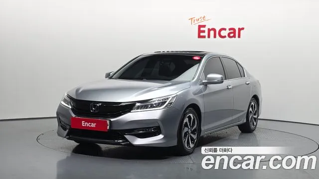 Honda Accord 2017 — фото 1