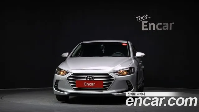 Hyundai AVANTE 2018 — фото 3