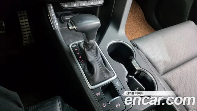 Kia Sportage 2021 — фото 12