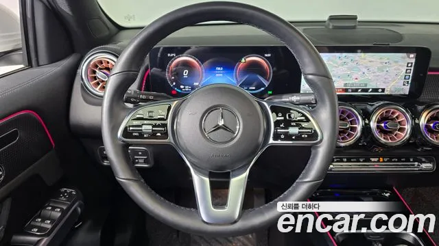 Mercedes-Benz EQB 2024 — фото 17