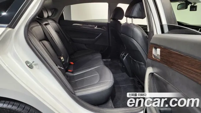 Hyundai Sonata 2019 — фото 16