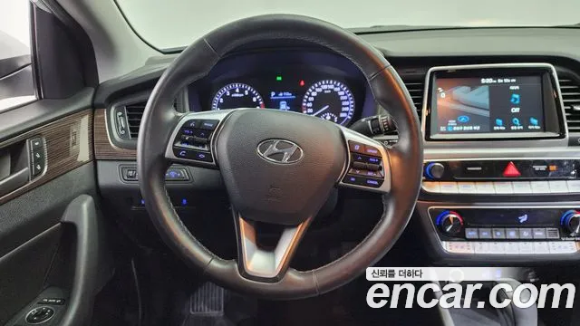 Hyundai Sonata 2019 — фото 19
