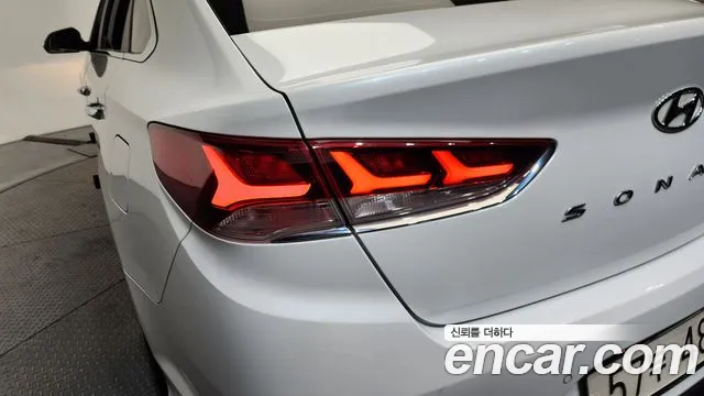 Hyundai Sonata 2019 — фото 8