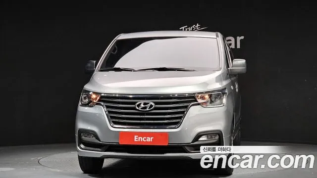 Hyundai Starex 2019 — фото 3