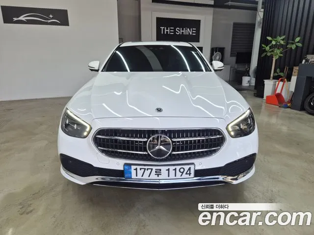Mercedes-Benz E-Class 2022 — фото 2