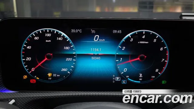 Mercedes-Benz A-Class 2021 — фото 11