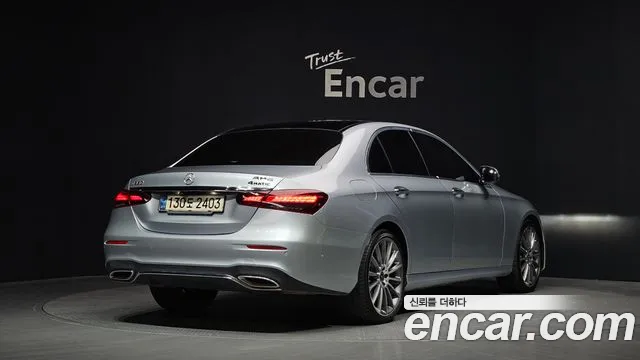 Mercedes-Benz E-Class 2021 — фото 2