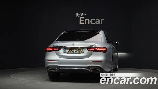 Mercedes-Benz E-Class 2021 — фото 4