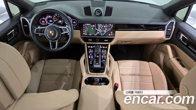 Porsche Cayenne 2023 — фото 10