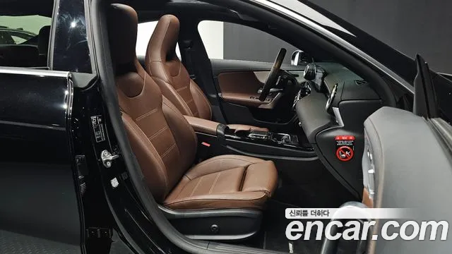 Mercedes-Benz CLA-Class 2022 — фото 13