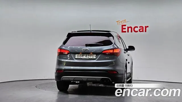 Hyundai Santafe 2015 — фото 4
