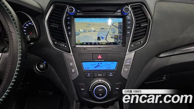 Hyundai Santafe 2015 — фото 19