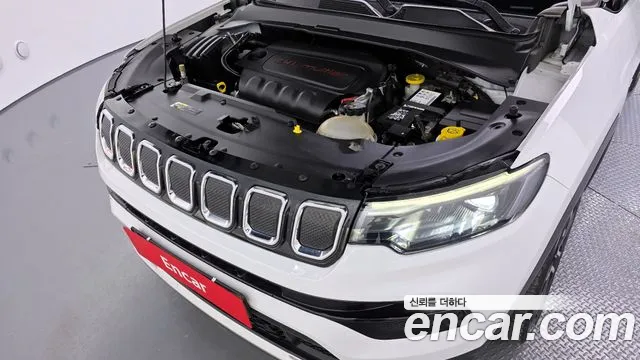 Jeep Compass 2022 — фото 6