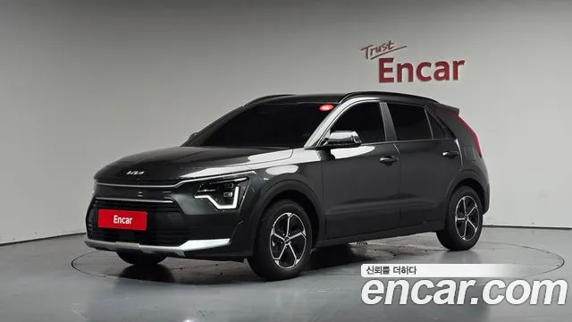 Kia Niro 2026 — фото 1