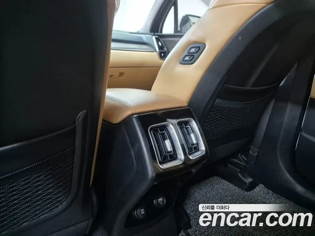 Kia Sorento 2022 — фото 17