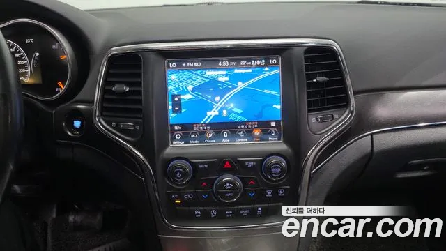 Jeep Cherokee 2018 — фото 19