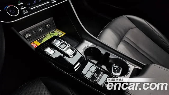 Hyundai Sonata 2023 — фото 12