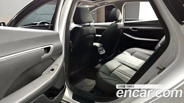 Hyundai Sonata 2023 — фото 16