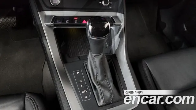 Audi Q3 2020 — фото 12