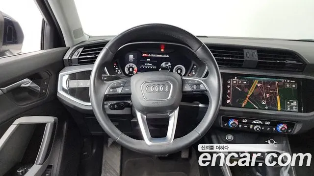 Audi Q3 2020 — фото 19