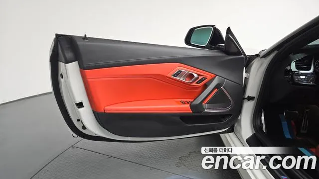 BMW Z4 2019 — фото 13