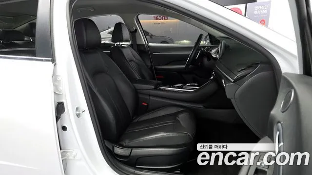Hyundai Sonata 2020 — фото 16