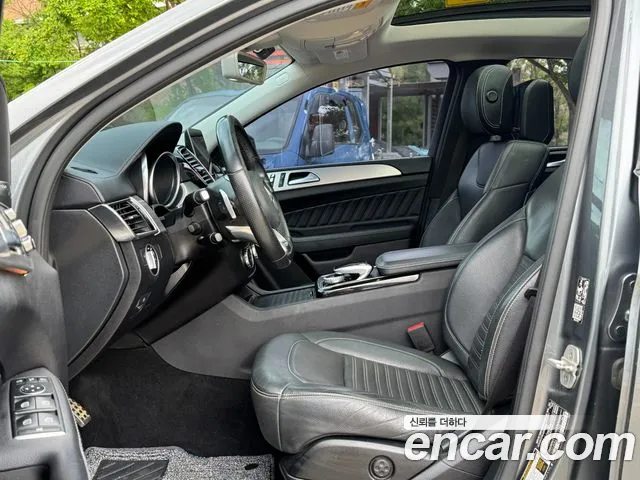 Mercedes-Benz GLE-Class 2017 — фото 10
