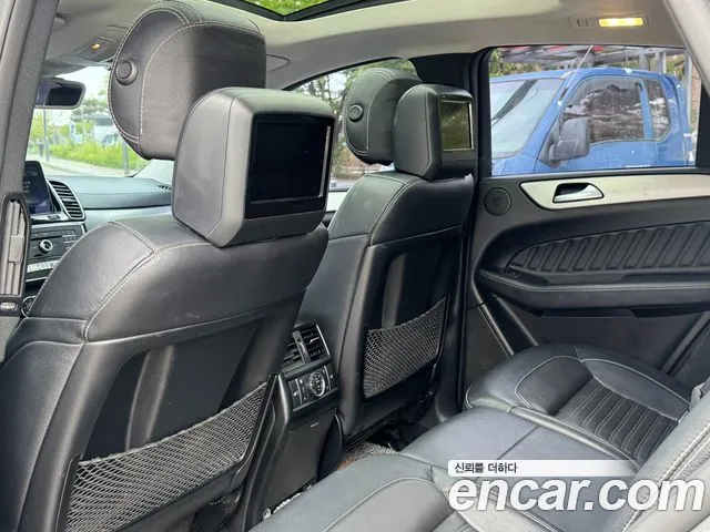 Mercedes-Benz GLE-Class 2017 — фото 11
