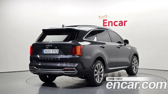 Kia Sorento 2022 — фото 2