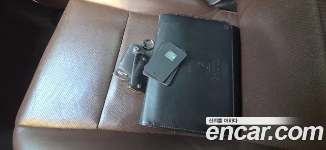 Hyundai Equus 2015 — фото 20