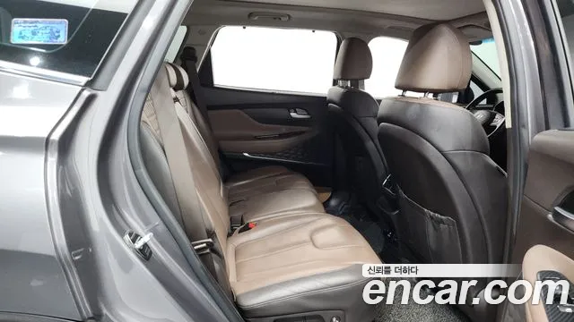 Hyundai Santafe 2019 — фото 17