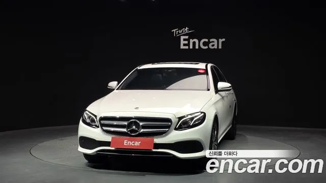 Mercedes-Benz E-Class 2020 — фото 3