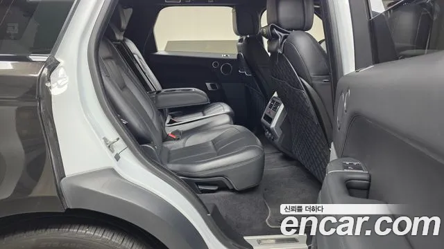 Land Rover Range Rover Sport 2019 — фото 12