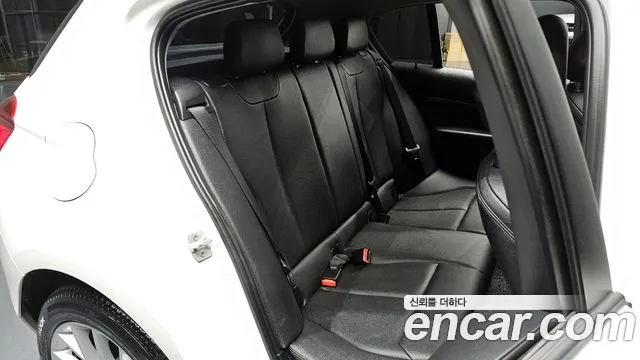 BMW 1-Series 2015 — фото 12
