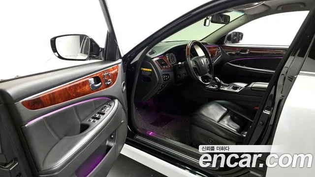 Hyundai Equus 2014 — фото 10