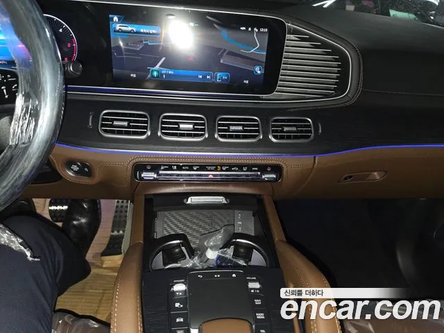 Mercedes-Benz GLS-Class 2025 — фото 7